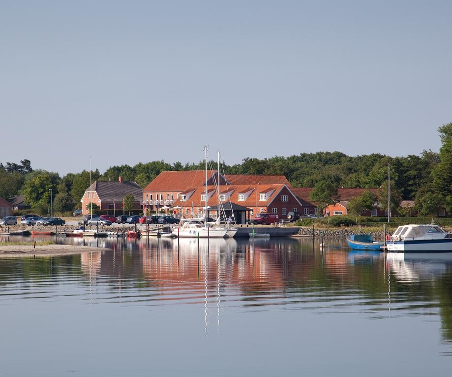 Tambohus Kro & Badehotel Hvidbjerg  Exterior photo